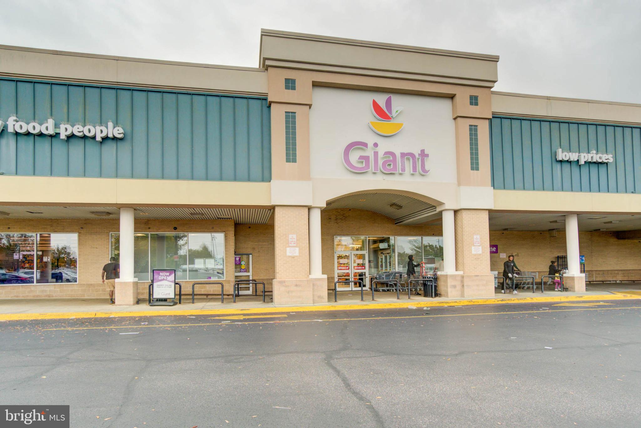 459 Riggs Road Northeast Washington, DC 20011 - Photo 55 of 57 Grocery right around the corner