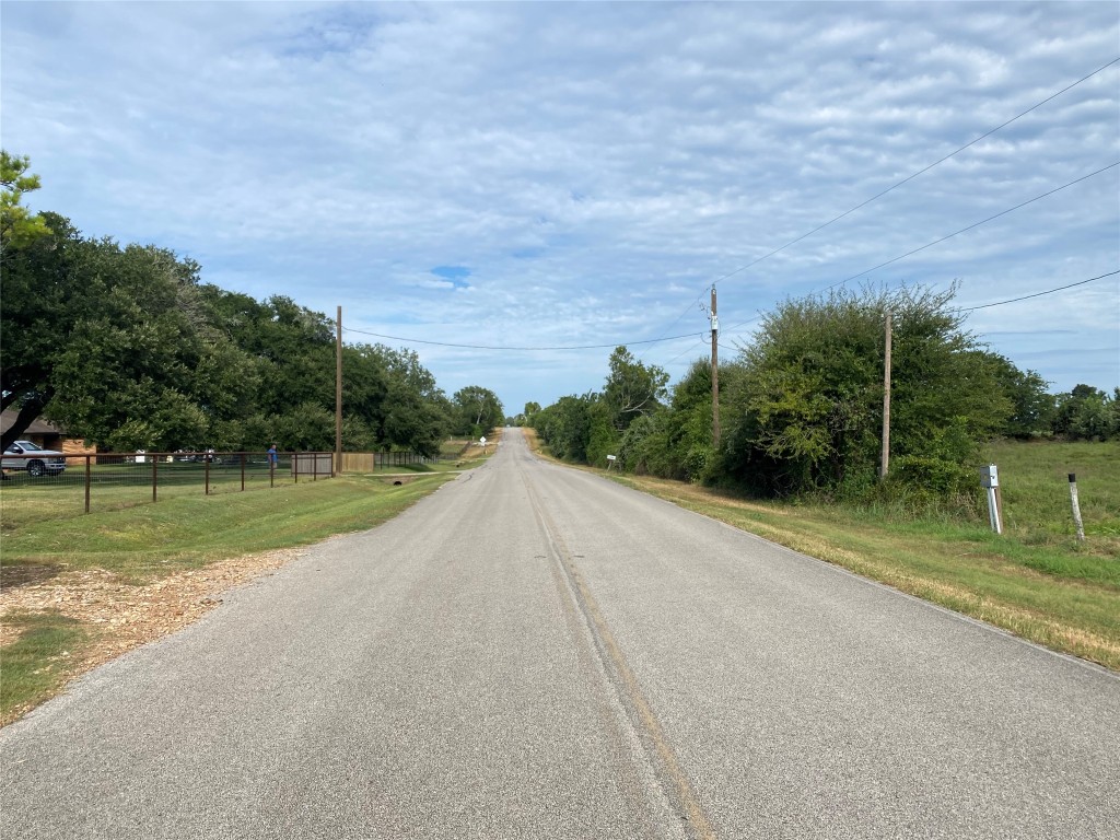 11810 Reinecker Road Wallis, TX 77485 - Photo 32 of 35 Paved road frontage