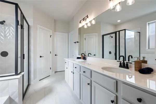 $2,700 | 156 Janelle Lane, Liberty Hill, TX 78642