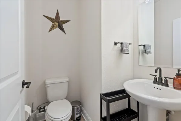 $2,700 | 156 Janelle Lane, Liberty Hill, TX 78642