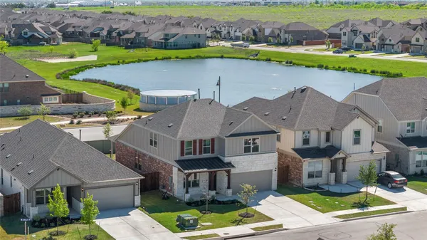 $2,700 | 156 Janelle Lane, Liberty Hill, TX 78642