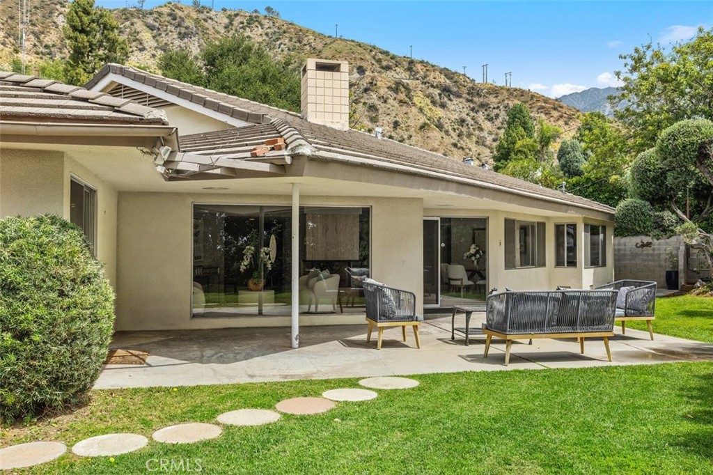 2206 Canyon Road Arcadia, CA 91006 - Photo 36 of 44