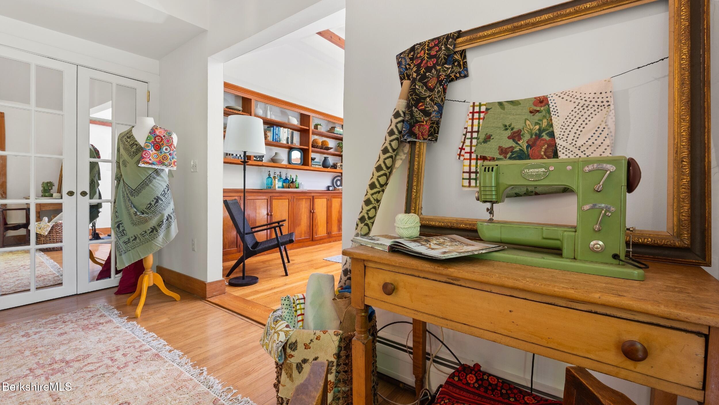 1 Pixley Hill Road Stockbridge, MA 01236 - Photo 13 of 27 Family room