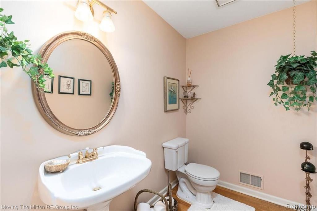 8049 Bunton Road Willis, MI 48191 - Photo 18 of 64