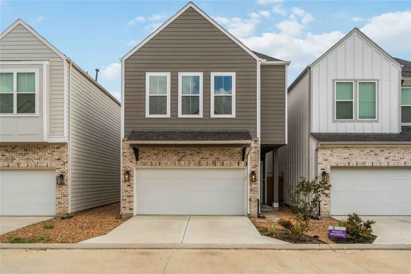$2,100 | 417 Stonework Landing Lane, Houston, TX 77076