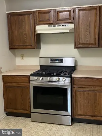 $2,250 | 39 Mulberry Court, Trenton, NJ 08619