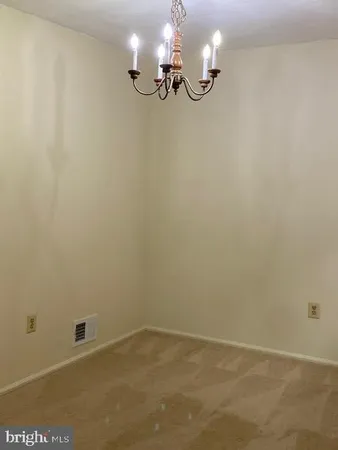 $2,250 | 39 Mulberry Court, Trenton, NJ 08619