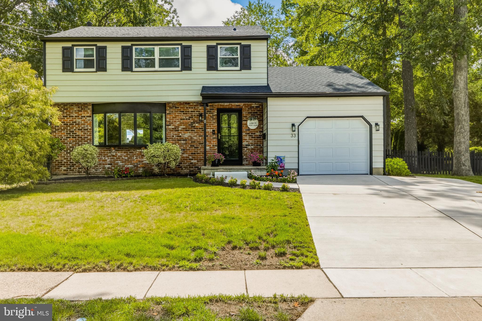 33 Gray Birch Road Turnersville, NJ 08012 - Photo 1 of 36 Welcome to 33 Gray Birch Road!