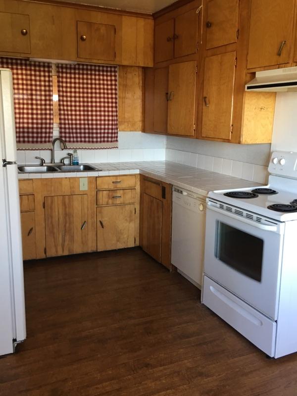 1075 First Street Street Tillamook, OR 97141 - Photo 7 of 25 Kitchen 1