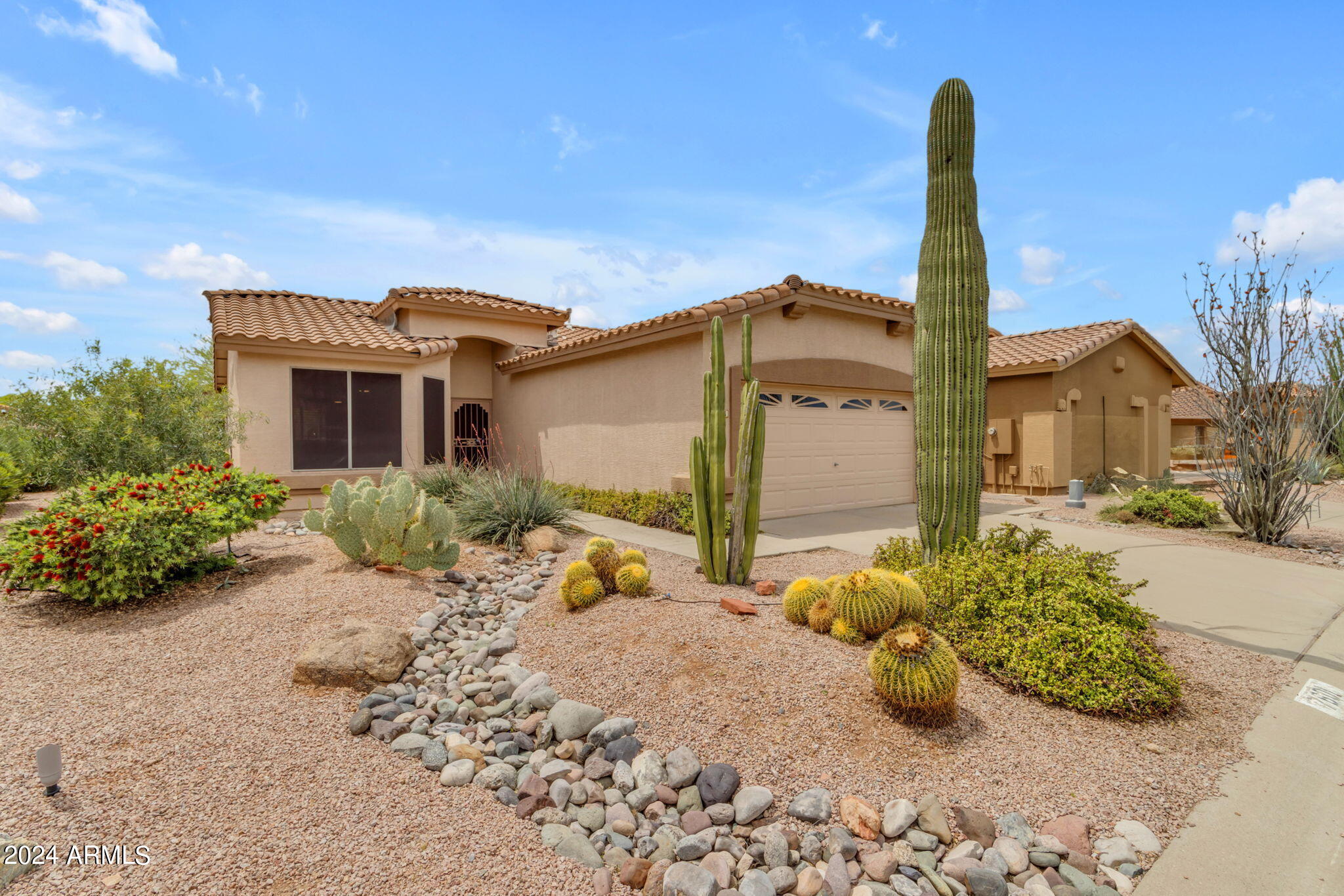 7601 Rugged Ironwood Road Gold Canyon, AZ 85118 - Photo 1 of 17 1-web-or-mls-001_a4m_breal
