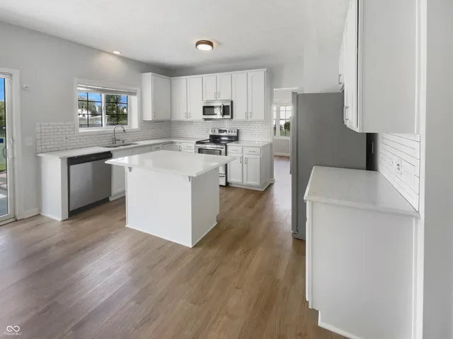 $380,000 | 7418 Woodington Place, Indianapolis, IN 46259