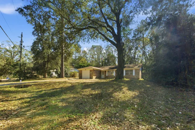 $230,000 | 3529 Woodhill Drive, Tallahassee, FL 32303