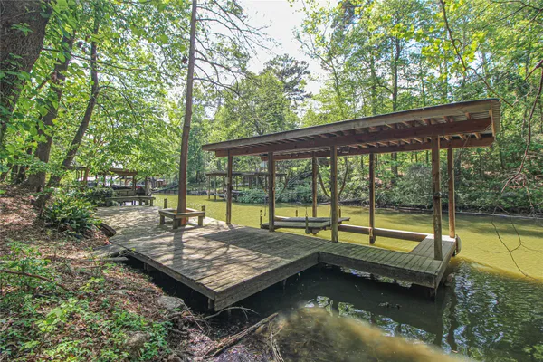 $339,900 | 638 Big Lake Drive, Livingston, TX 77351