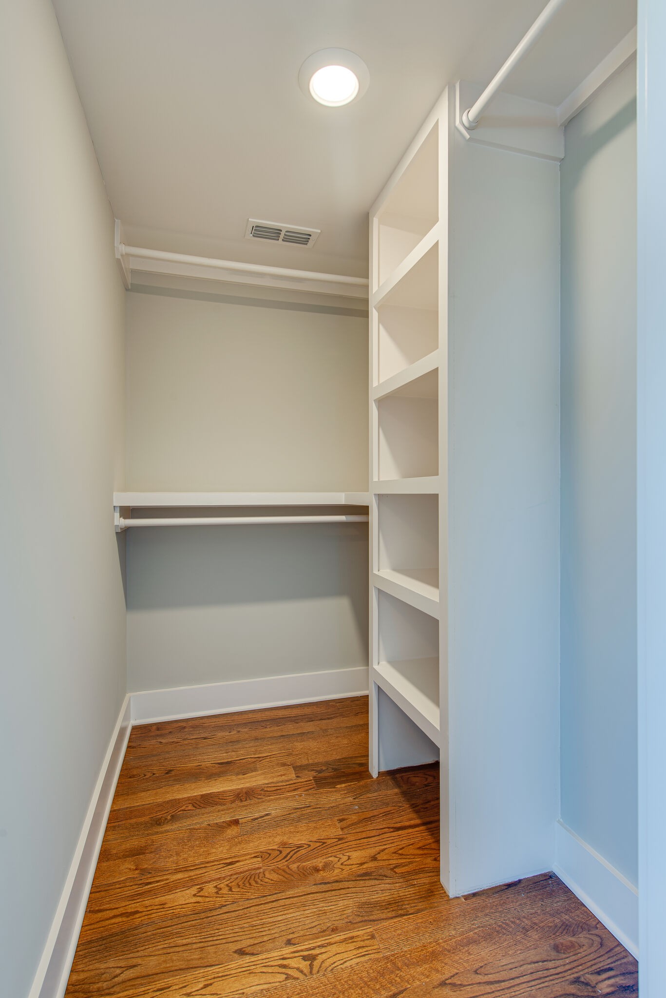 119 Demoss Road Nashville, TN 37209 - Photo 21 of 38 a view of an empty room with empty room