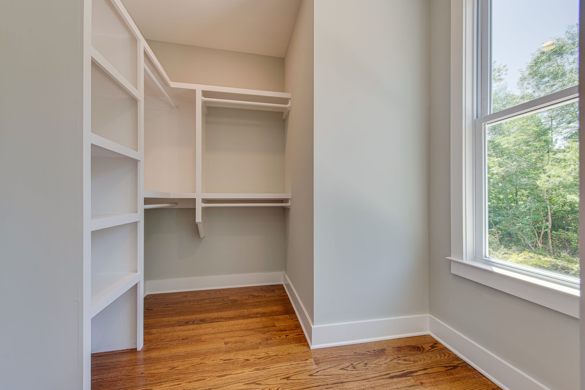 119 Demoss Road Nashville, TN 37209 - Photo 24 of 38 a view of room with window and wooden floor