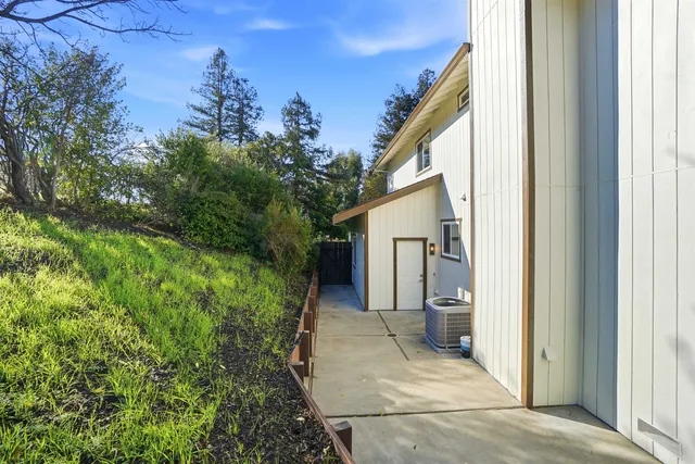 $1,138,000 | 3060 San Miguel Court, Concord, CA 94518