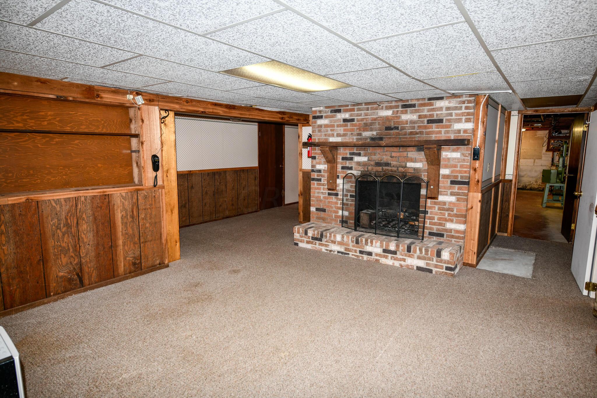 15743 Hagenderfer Road Plain City, OH 43064 - Photo 34 of 49 Fin. Family Room: 19'x22'