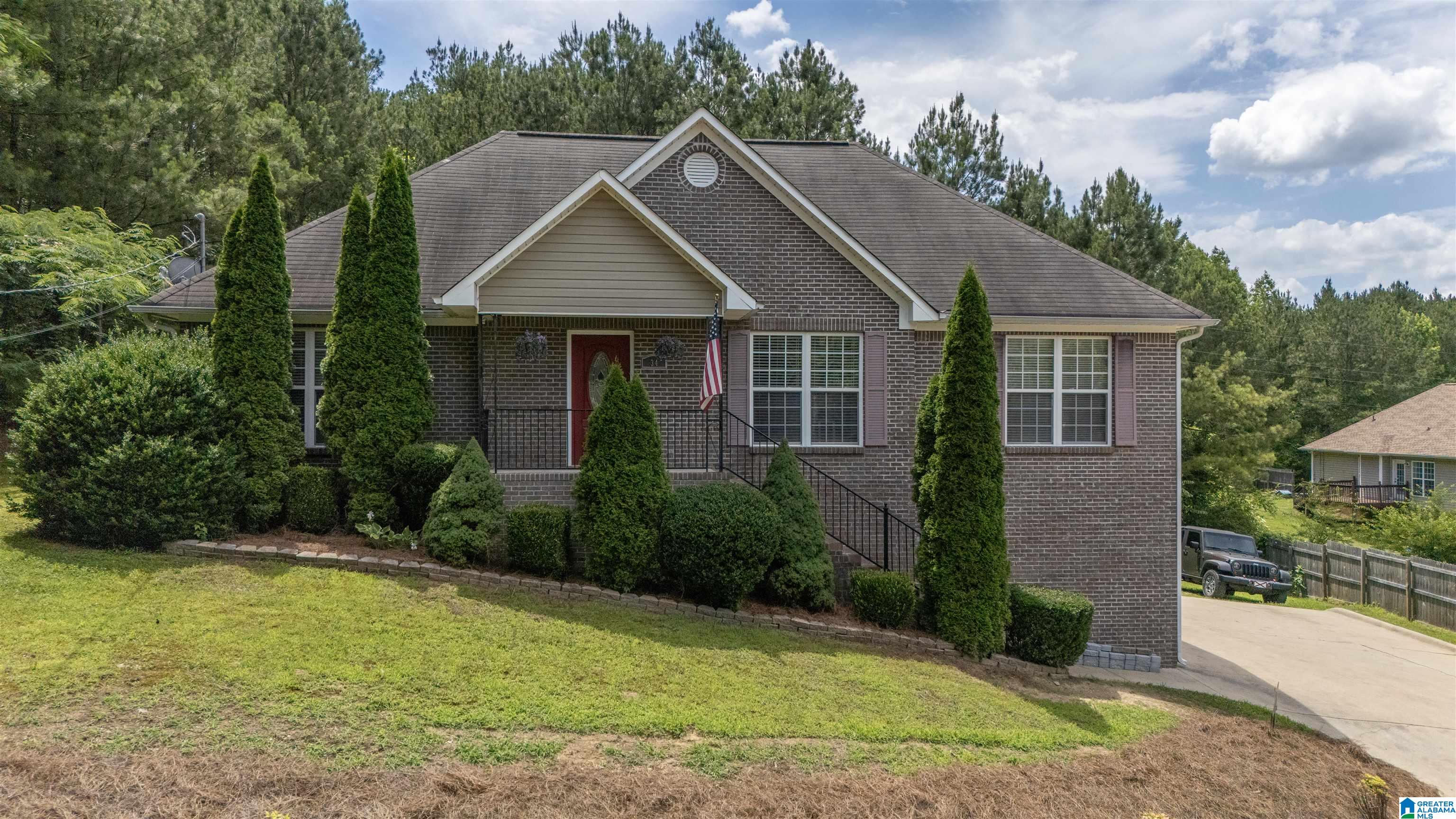 34 Oakbrook Circle Cleveland, AL 35049 - Photo 1 of 28