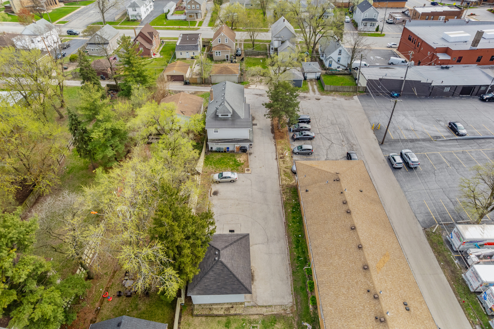 2427 Thornton Lansing Road Lansing, IL 60438 - Photo 4 of 16 Gallery Image 4