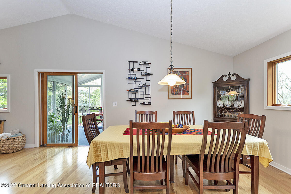 1595 Hatch Road Okemos, MI 48864 - Photo 12 of 37 Dining Area