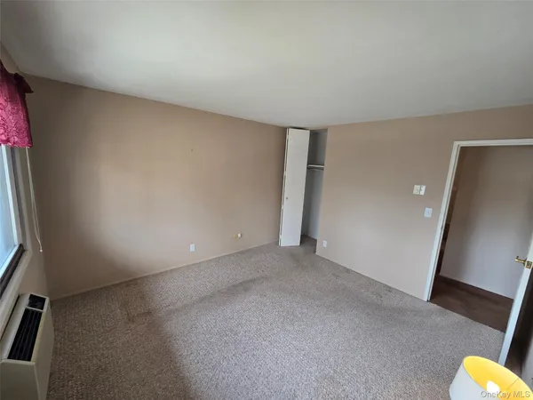 $175,000 | 10 Oakwood Terrace, Unit 26, New Windsor, NY 12553