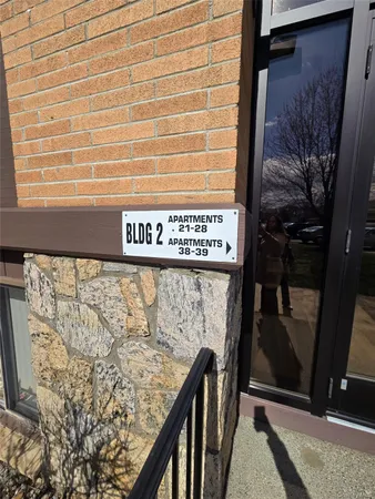 $175,000 | 10 Oakwood Terrace, Unit 26, New Windsor, NY 12553