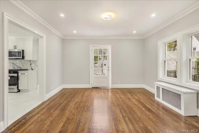 $1,029,000 | 327 North Forest Avenue, Rockville Centre, NY 11570