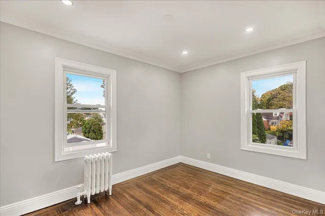 $1,029,000 | 327 North Forest Avenue, Rockville Centre, NY 11570