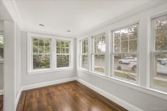 $1,029,000 | 327 North Forest Avenue, Rockville Centre, NY 11570