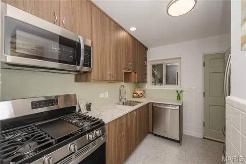 $365,000 | 9838 Oak Haven Avenue, St. Louis, MO 63119