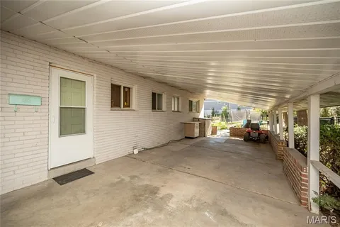 $365,000 | 9838 Oak Haven Avenue, St. Louis, MO 63119