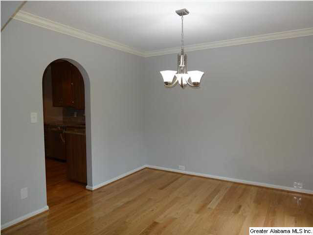 928 Rockingham Road Birmingham, AL 35235 - Photo 5 of 21 Gallery Image 5
