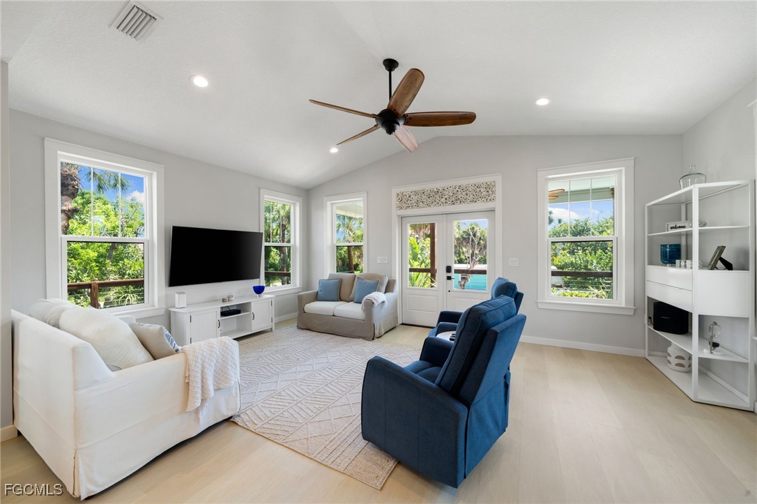 2441 Shop Road Sanibel, FL 33957 - Photo 7 of 50 Gallery Image 7