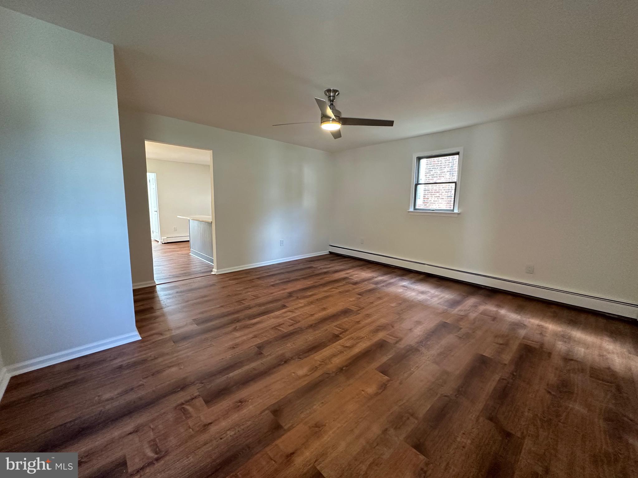 207 Amosland Road Holmes, PA 19043 - Photo 4 of 23 Gallery Image 4