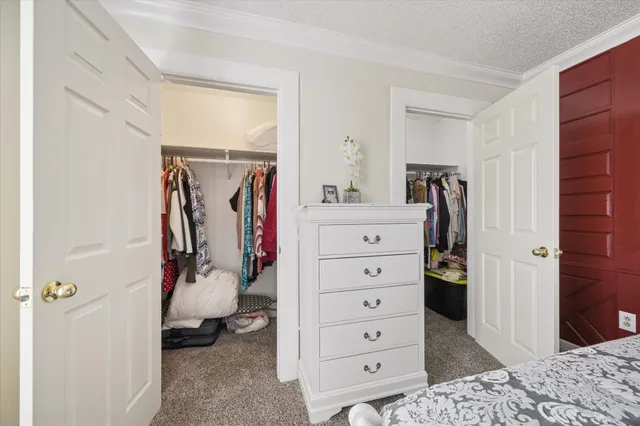 $325,900 | 305 West Thomas Avenue, Pasadena, TX 77506