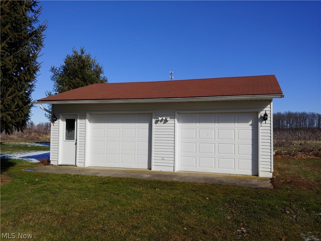 8959 Gifford Road Amherst, OH 44001 - Photo 31 of 32 Gallery Image 31