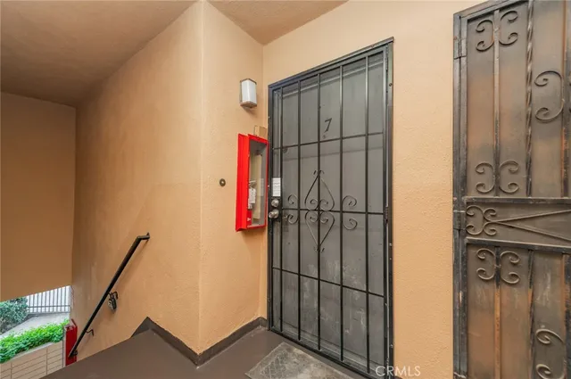 $348,000 | 3020 Vineland Avenue, Unit 7, Baldwin Park, CA 91706