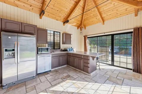 $5,195,000 | 15965 Shannon Road, Los Gatos, CA 95032