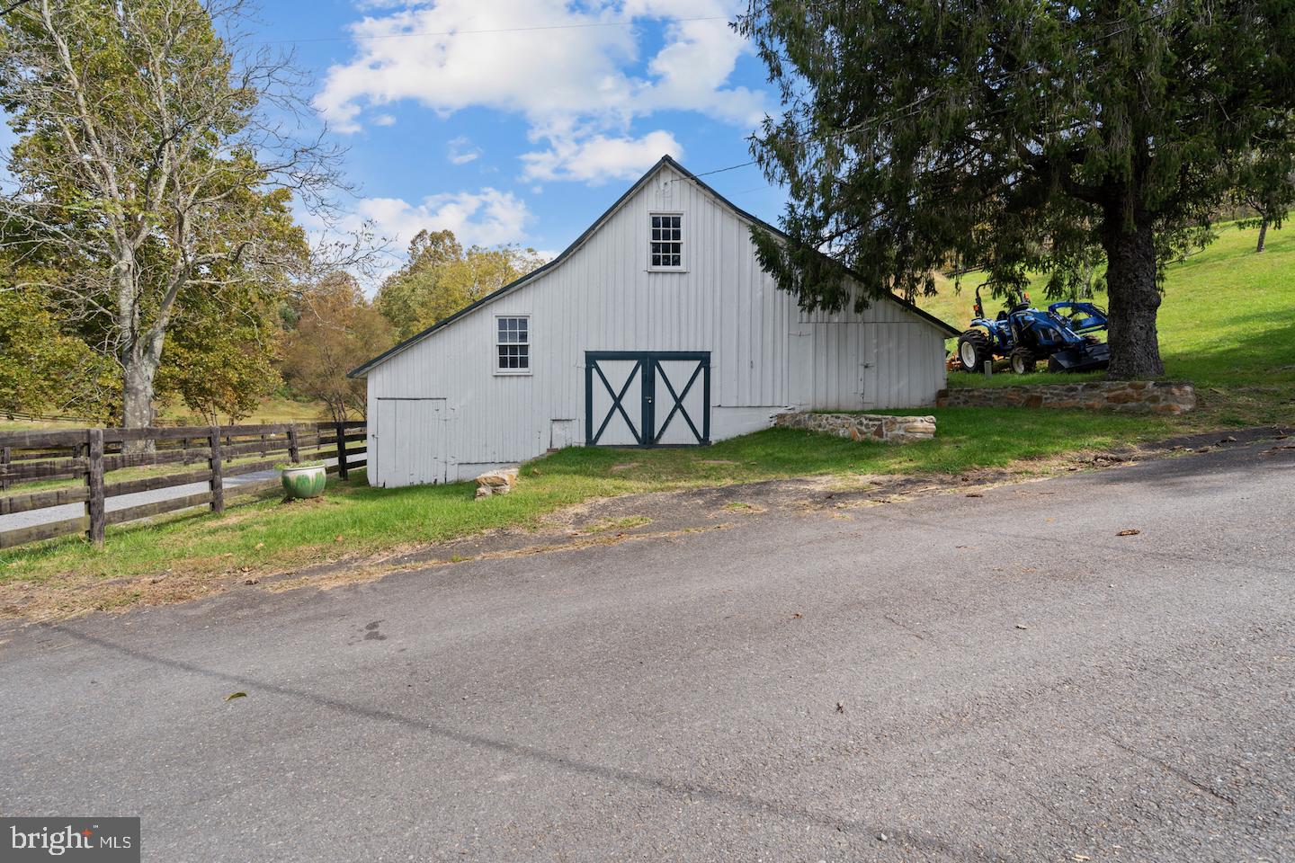 36 Battle Run Road Washington, VA 22747 - Photo 59 of 65 Log Barn