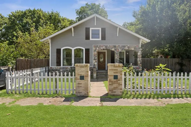 $194,500 | 1007 North Cleveland Avenue, Sherman, TX 75090