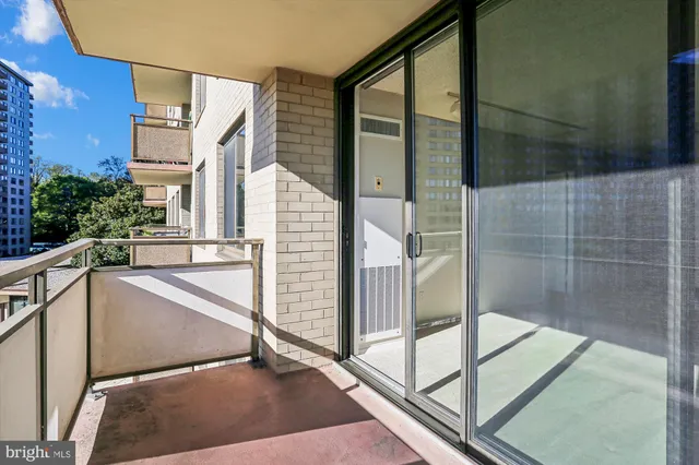 $145,000 | 5225 Pooks Hill Road, Unit 417N, Bethesda, MD 20814