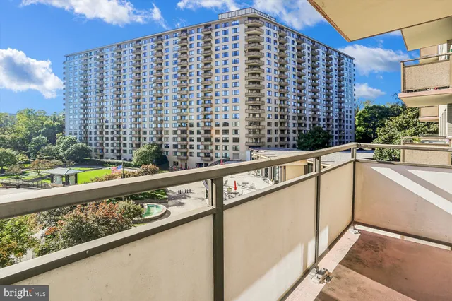 $145,000 | 5225 Pooks Hill Road, Unit 417N, Bethesda, MD 20814