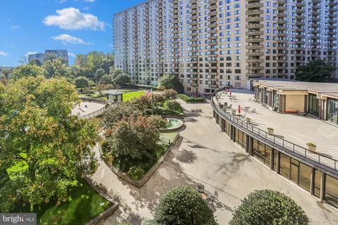 $150,000 | 5225 Pooks Hill Road, Unit 417N, Bethesda, MD 20814