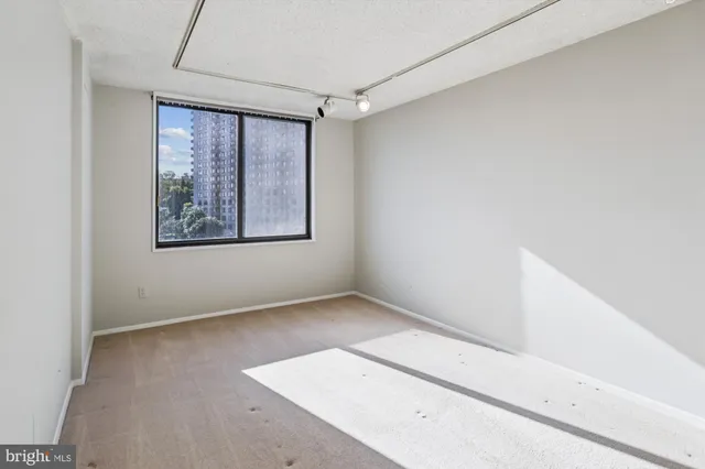 $145,000 | 5225 Pooks Hill Road, Unit 417N, Bethesda, MD 20814