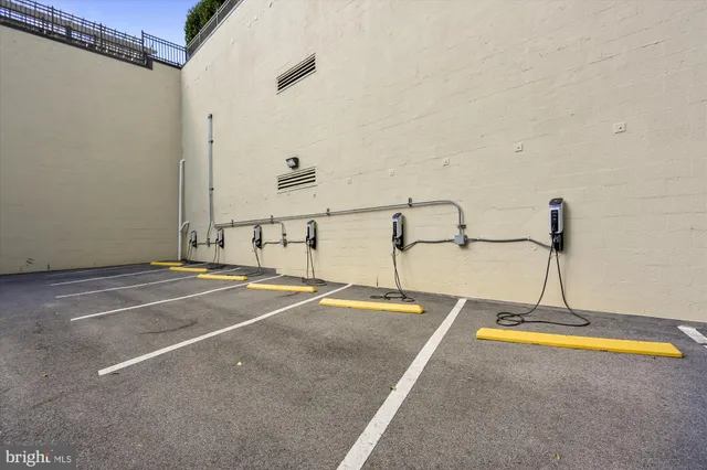 $145,000 | 5225 Pooks Hill Road, Unit 417N, Bethesda, MD 20814