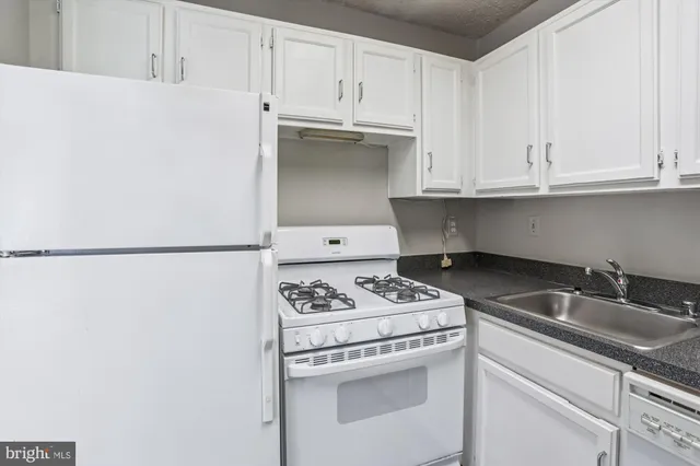$145,000 | 5225 Pooks Hill Road, Unit 417N, Bethesda, MD 20814