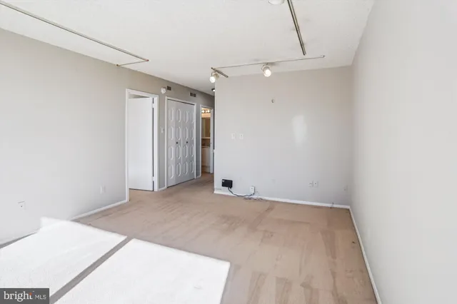 $145,000 | 5225 Pooks Hill Road, Unit 417N, Bethesda, MD 20814