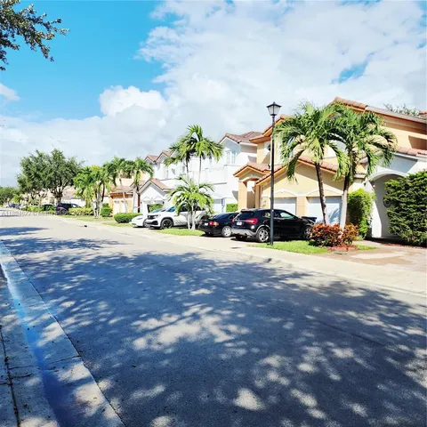 $4,500 | 10955 Northwest 87th Lane, Unit 10955, Doral, FL 33178