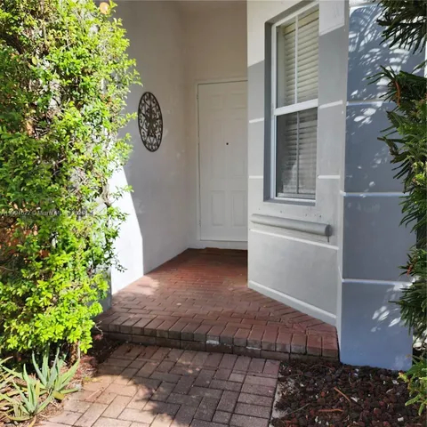 $4,500 | 10955 Northwest 87th Lane, Unit 10955, Doral, FL 33178