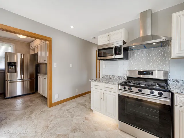 $539,000 | 827 Thomas Avenue, Forest Park, IL 60130